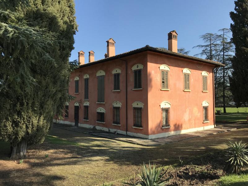 Villa Vendita  Imola , 
