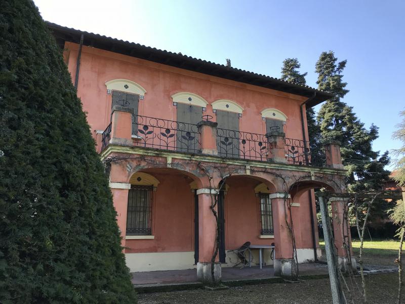 Villa Vendita  Imola , 